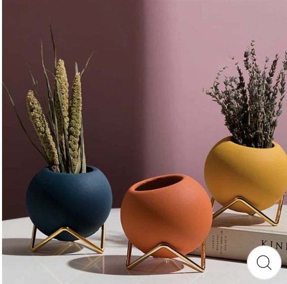 Planters & Pots